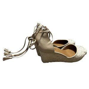 ComfortView Ryann Crochet Espadrilla Wedge Heels sz 8 Wide Lace Up Ankle